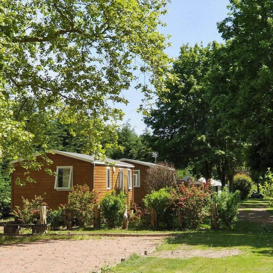 Etang-sur-Arroux Camping Des 2 Rives- Mobilhomes מראה חיצוני תמונה