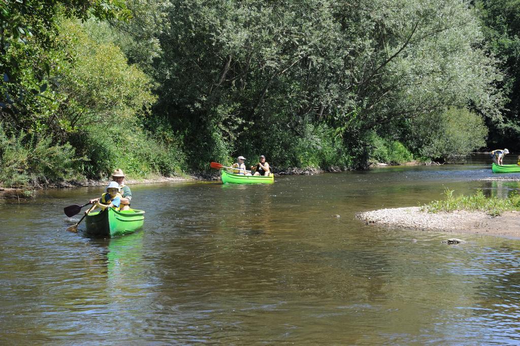 Etang-sur-Arroux Camping Des 2 Rives- Mobilhomes מראה חיצוני תמונה